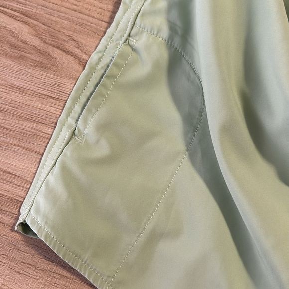 Women's Eddie Bauer Mint Green Outdoor Adventure Button Down Short Sleeve Shirt - Picture 7 of 8